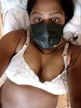 Romantic Woman online show from April 5, 1:52 pm