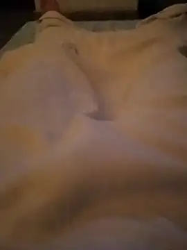 Snapshot of Brian8969 chatting on April 6, 11:44 am Brian8969 online show from April 6, 11:44 am