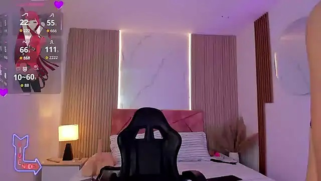 clairemillerx online show from May 5, 8:06 pm