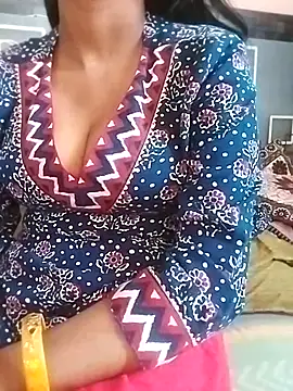 Snapshot of Alisha-sexy chatting on April 23, 6:03 am Alisha-sexy online show from April 23, 6:03 am