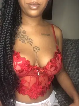 Snapshot of Fannyangelx chatting on April 4, 3:27 am Fannyangelx online show from April 4, 3:27 am