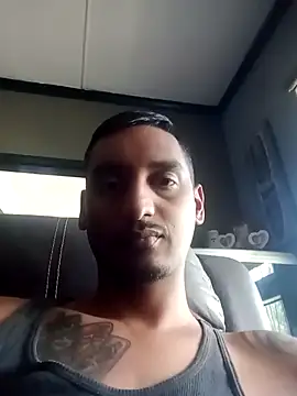 Snapshot of JJM29 chatting on April 15, 10:22 am JJM29 online show from April 15, 10:22 am