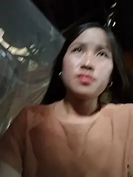 Snapshot of Yo-must chatting on June 6, 4:50 am Yo-must online show from June 6, 4:50 am