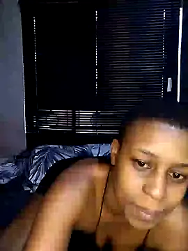 Snapshot of WildAssJasmine27 chatting on June 18, 2:10 pm WildAssJasmine27 online show from June 18, 2:10 pm