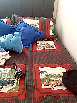 Snapshot of kitsune_nyoko chatting on April 8, 9:04 pm kitsune nyoko online show from April 8, 9:04 pm