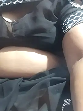 Snapshot of Desi_hot_bhabhi01 chatting on June 28, 5:02 am Desi hot bhabhi01 online show from June 28, 5:02 am
