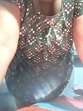 Snapshot of Desi_hot_bhabhi01 chatting on July 16, 5:57 am Desi hot bhabhi01 online show from July 16, 5:57 am