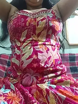 Snapshot of HyBabyDoll chatting on April 12, 12:43 pm HyBabyDoll online show from April 12, 12:43 pm