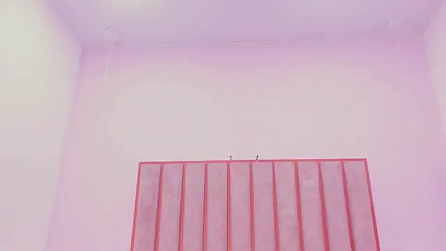 Zoe Monrow online show from June 12, 12:37 pm