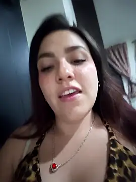 Snapshot of Sexy_Lady24 chatting on April 6, 12:41 am Sexy Lady24 online show from April 6, 12:41 am