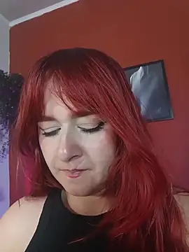 Snapshot of TwoCherries1 chatting on April 18, 9:37 pm TwoCherries1 online show from April 18, 9:37 pm