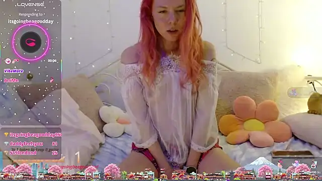 Snapshot of hexbunnie chatting on April 16, 2:56 am hexbunnie online show from April 16, 2:56 am