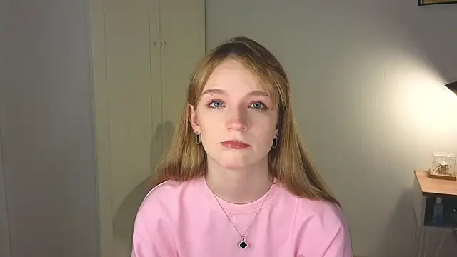 Snapshot of baeyoda chatting on April 8, 4:07 pm baeyoda online show from April 8, 4:07 pm