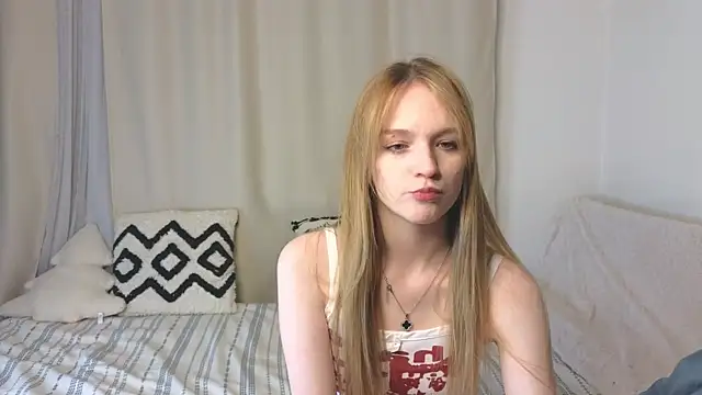 Snapshot of baeyoda chatting on April 18, 4:00 pm baeyoda online show from April 18, 4:00 pm