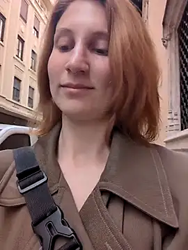 Snapshot of Julialexxxx chatting on April 29, 7:12 am Julialexxxx online show from April 29, 7:12 am