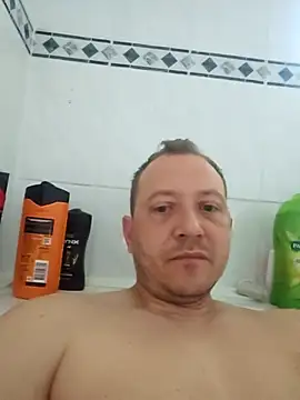 Snapshot of Adamus41 chatting on April 19, 5:40 am Adamus41 online show from April 19, 5:40 am