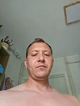 Snapshot of Adamus41 chatting on May 5, 5:32 pm Adamus41 online show from May 5, 5:32 pm