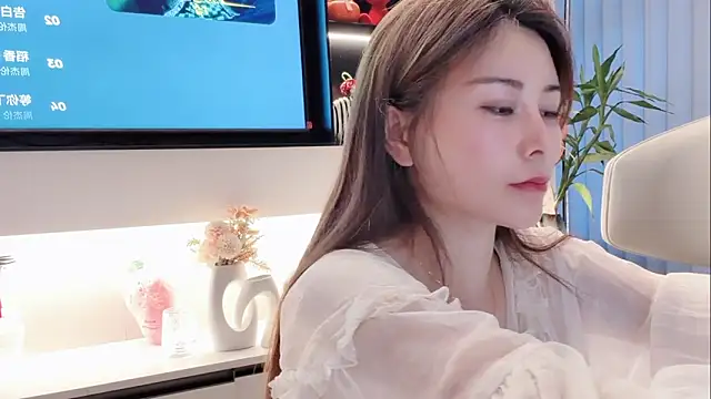 Snapshot of tingting-youu chatting on June 22, 12:02 pm tingting-youu online show from June 22, 12:02 pm