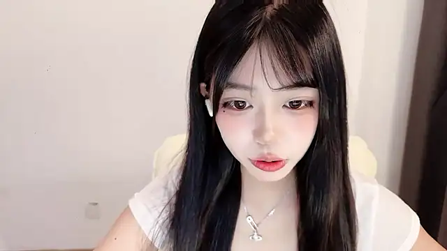 Snapshot of Kitteovo chatting on July 6, 3:03 pm Kitteovo online show from July 6, 3:03 pm