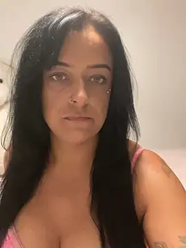 Snapshot of Katty_V chatting on June 19, 9:29 pm Katty V online show from June 19, 9:29 pm