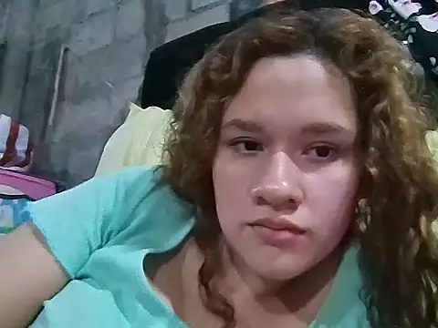 JennifferJilson online show from April 7, 1:17 am