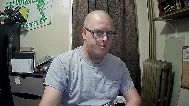 andrewjohn37 online show from April 18, 11:25 am