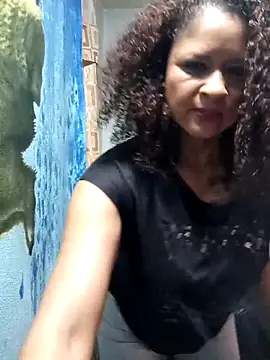 Snapshot of JessyFon chatting on April 6, 12:19 am JessyFon online show from April 6, 12:19 am