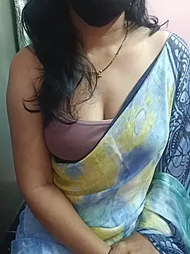 Snapshot of flora-jasmine-telugu chatting on July 7, 8:40 am flora-jasmine-telugu online show from July 7, 8:40 am