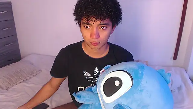 Snapshot of felipecams chatting on June 13, 7:01 pm felipecams online show from June 13, 7:01 pm