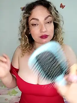 honey hornie online show from June 5, 1:23 am