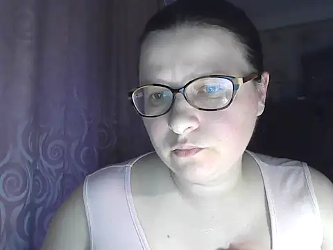 Snapshot of Miss_Bellaaa chatting on April 8, 4:07 pm Miss Bellaaa online show from April 8, 4:07 pm