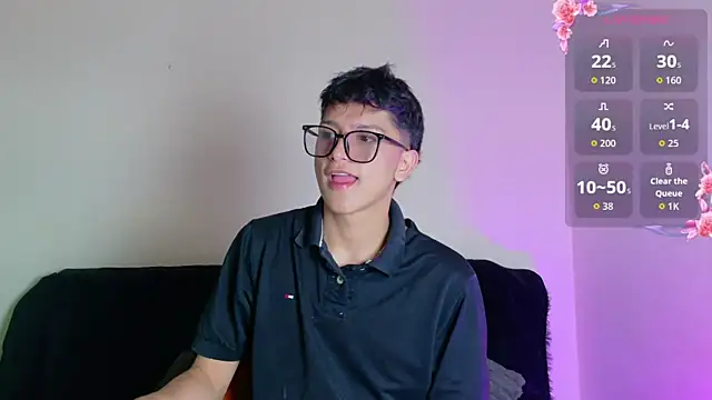 SaNti ll online show from July 4, 3:18 pm