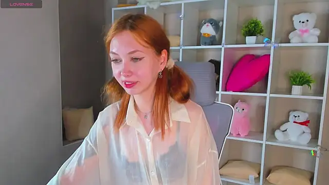 Snapshot of Sienna_Nyx chatting on April 23, 9:30 am Sienna Nyx online show from April 23, 9:30 am