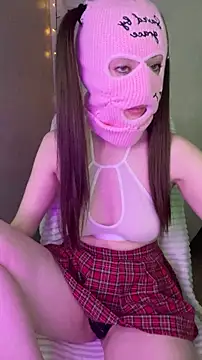 Miroslavva  online show from April 25, 3:09 pm