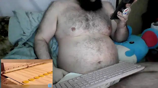 BriTheTopBear online show from June 21, 11:40 pm