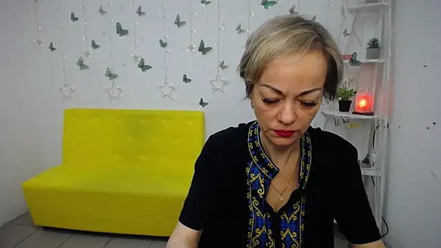 Snapshot of NikaMayu chatting on May 14, 5:14 am NikaMayu online show from May 14, 5:14 am