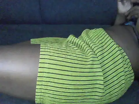 Snapshot of zanelebahle chatting on May 28, 8:17 pm zanelebahle online show from May 28, 8:17 pm