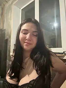 Kisy Denis online show from April 18, 1:42 am