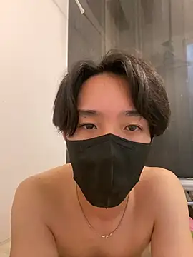 Snapshot of dadamaruu chatting on June 15, 1:24 pm dadamaruu online show from June 15, 1:24 pm