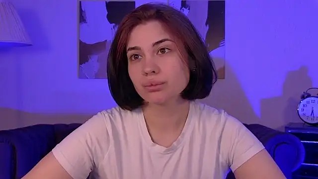 Snapshot of AdrianaToress chatting on June 3, 7:08 pm AdrianaToress online show from June 3, 7:08 pm