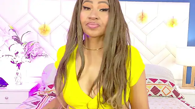 Snapshot of Kiara_Parker_ chatting on June 27, 2:44 pm Kiara Parker online show from June 27, 2:44 pm