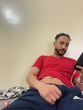 Snapshot of legende59 chatting on April 30, 1:39 pm legende59 online show from April 30, 1:39 pm