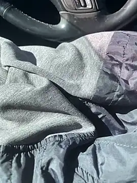 nerofu84 online show from April 7, 7:36 pm