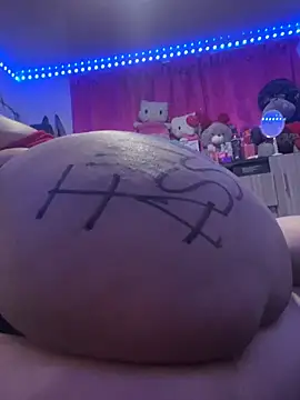 Snapshot of Melanie_Slut_nasty chatting on July 12, 3:41 am Melanie Slut nasty online show from July 12, 3:41 am