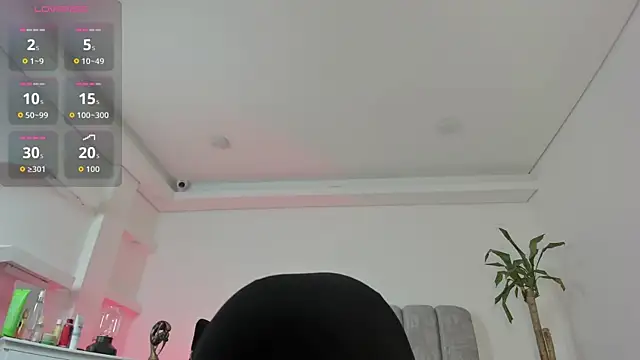 Snapshot of im_merlina chatting on April 28, 12:32 pm im merlina online show from April 28, 12:32 pm