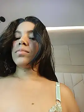 BrendaBloom  online show from May 28, 7:33 pm