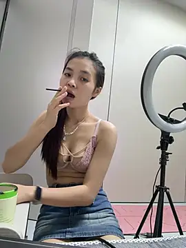 Mimiluv1234 online show from May 14, 2:24 pm