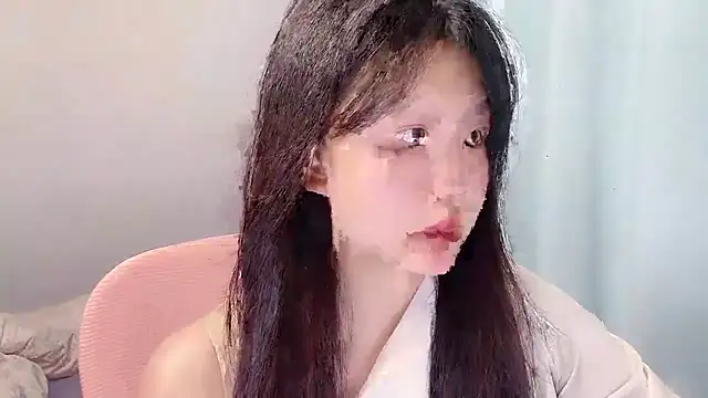Snapshot of Lilababy00 chatting on May 1, 1:05 pm Lilababy00 online show from May 1, 1:05 pm