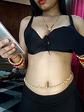 cute dimple0 online show from April 10, 5:56 am