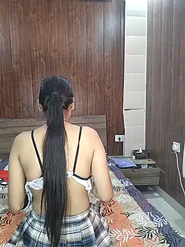 cute dimple0 online show from June 3, 9:56 am
